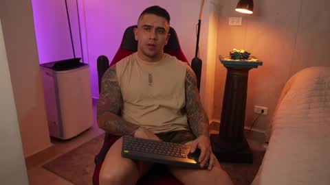 Snapshot of igor_scott chatting on 05-27-26, 01:24 Igor scott online show from 05-27-26, 01:24