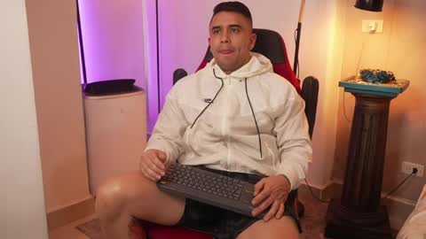 Snapshot of igor_scott chatting on 06-06-26, 09:52 Igor scott online show from 06-06-26, 09:52