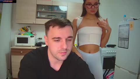 Julia and Mira online show from 12-04-24, 06:39