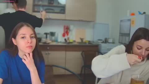 Julia and Mira online show from 03-06-25, 05:54