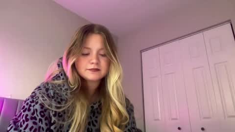 cassie online show from 10-03-25, 11:13