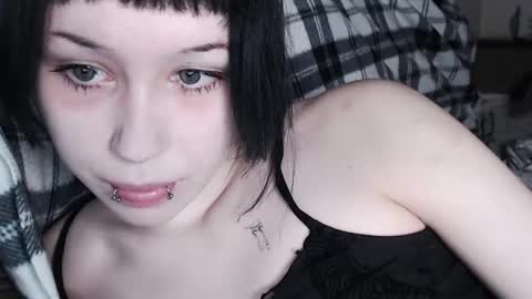 Snapshot of iiiiiiis chatting on 10-29-25, 03:09 iiiiiiis online show from 10-29-25, 03:09