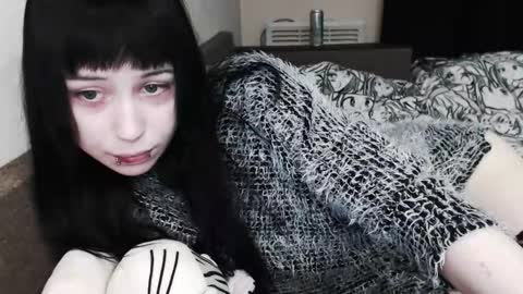 Snapshot of iiiiiiis chatting on 12-03-25, 12:29 iiiiiiis online show from 12-03-25, 12:29