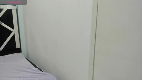 Snapshot of iisabella_noa chatting on 10-28-25, 12:52 Isabella online show from 10-28-25, 12:52