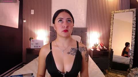 Isa online show from 12-02-24, 01:24