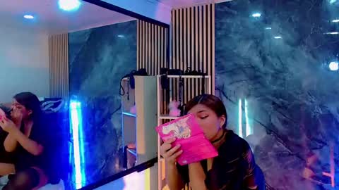 iisalombardi online show from 10-29-25, 02:36