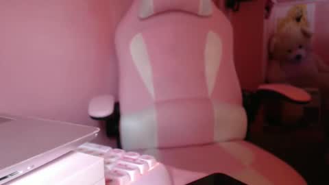 Cataleya La Reina online show from 01-15-25, 07:55