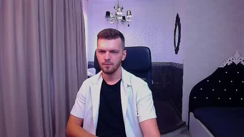 IkerGale online show from 10-24-25, 10:44