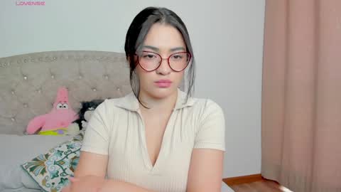 Snapshot of iki_mei chatting on 01-31-25, 02:17 Maria online show from 01-31-25, 02:17