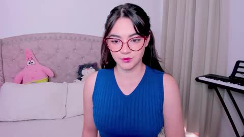 Snapshot of iki_mei chatting on 09-24-25, 04:54 Maria online show from 09-24-25, 04:54