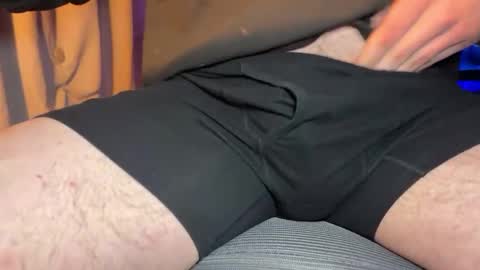 Snapshot of ilbender chatting on 03-05-25, 09:15 ilbender online show from 03-05-25, 09:15