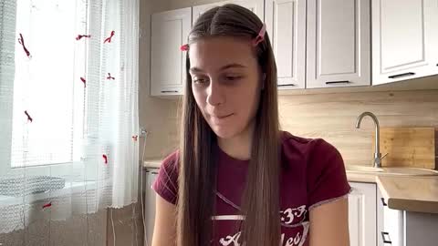 Sophie online show from 03-12-26, 08:09