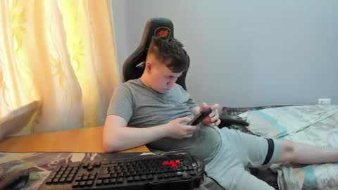 iliaskris online show from 04-24-26, 11:01