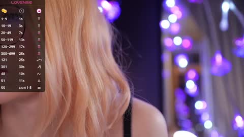 Lindsey and Candice online show from 12-18-25, 05:30