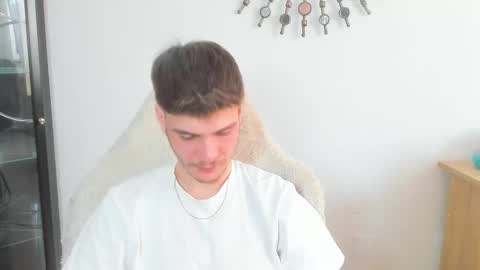 D-Illusion online show from 03-10-26, 06:29