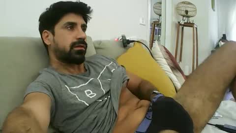 ilmangj90 online show from 09-21-25, 08:05