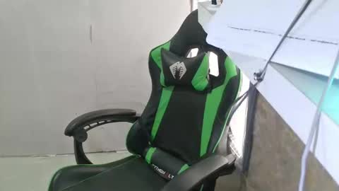 KATRINA online show from 10-09-25, 01:03