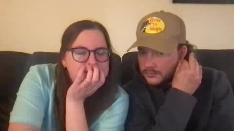 Snapshot of ilovefishing4 chatting on 02-05-26, 03:33 ilovefishing4 online show from 02-05-26, 03:33