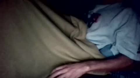 iloveitall86 online show from 02-04-25, 06:36