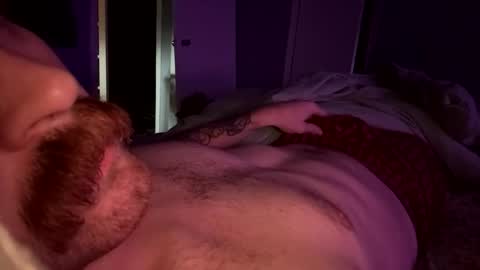 Snapshot of ilovemilfs2424 chatting on 11-30-25, 11:47 Matthew online show from 11-30-25, 11:47