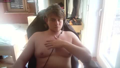 Snapshot of iloveyoutoo2000 chatting on 02-01-25, 01:41 iloveyoutoo2000 online show from 02-01-25, 01:41