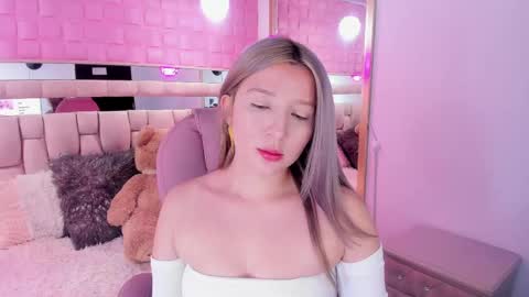 Ange online show from 09-19-25, 02:07