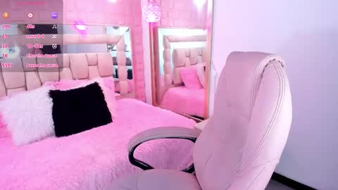 Ange online show from 11-24-25, 02:28