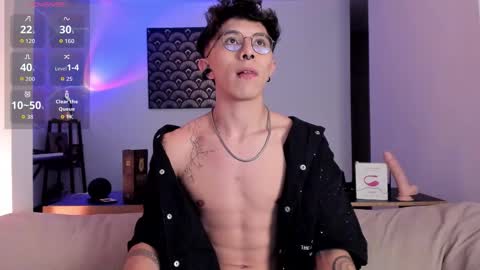 IM  THOMAS online show from 12-23-25, 02:31