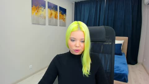 Snapshot of im__youre_sunshine chatting on 01-19-25, 10:39 Roxy online show from 01-19-25, 10:39