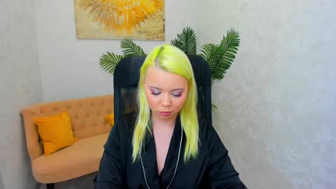 Snapshot of im__youre_sunshine chatting on 01-23-25, 02:23 Roxy online show from 01-23-25, 02:23