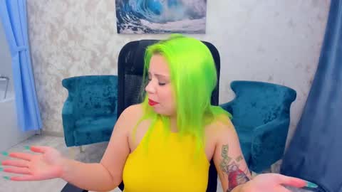 Snapshot of im__youre_sunshine chatting on 02-11-25, 12:06 Roxy online show from 02-11-25, 12:06