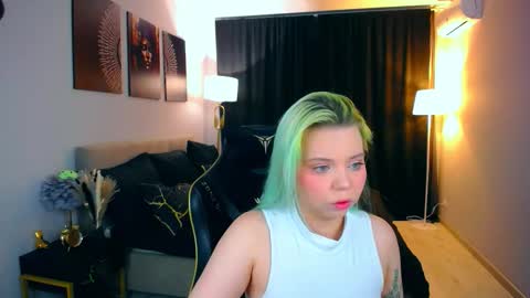 Snapshot of im__youre_sunshine chatting on 10-06-25, 07:33 Roxy online show from 10-06-25, 07:33