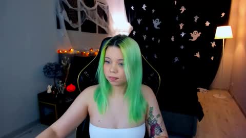 Snapshot of im__youre_sunshine chatting on 10-23-25, 07:12 Roxy online show from 10-23-25, 07:12