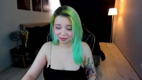 Snapshot of im__youre_sunshine chatting on 11-08-25, 06:40 Roxy online show from 11-08-25, 06:40