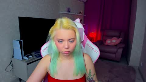 Snapshot of im__youre_sunshine chatting on 11-24-25, 07:24 Roxy online show from 11-24-25, 07:24