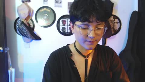 Sophie online show from 05-16-26, 12:18