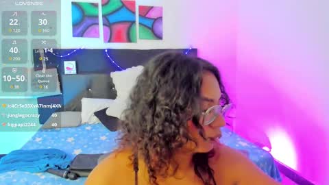 Snapshot of im_angels7 chatting on 02-14-25, 03:43 Angela online show from 02-14-25, 03:43