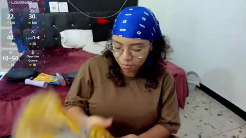 Snapshot of im_angels7 chatting on 02-25-25, 03:52 Angela online show from 02-25-25, 03:52