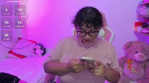 Snapshot of im_angels7 chatting on 10-09-25, 01:36 Angela online show from 10-09-25, 01:36