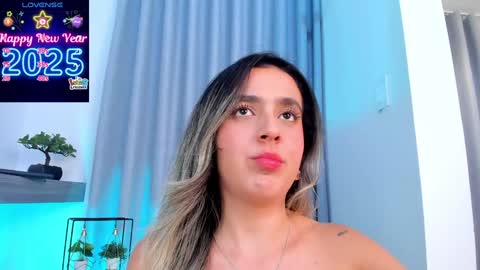  LUCY online show from 01-20-25, 10:04