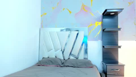 im_brittany_333 online show from 02-12-26, 04:18