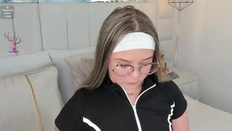 DAHLIA online show from 12-30-24, 08:25