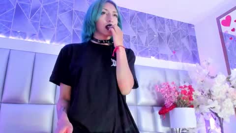 Snapshot of im_gaia chatting on 03-04-25, 07:11 Im Gaia online show from 03-04-25, 07:11