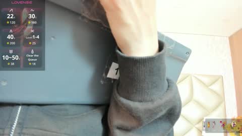 Snapshot of im_gaia chatting on 09-10-25, 12:27 Im Gaia online show from 09-10-25, 12:27