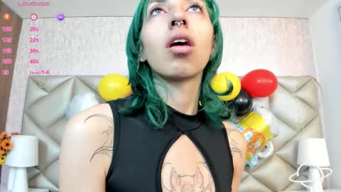 Snapshot of im_gaia chatting on 09-25-25, 12:31 Im Gaia online show from 09-25-25, 12:31