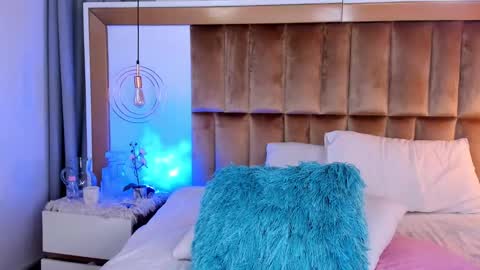 Anna  online show from 01-23-25, 04:26