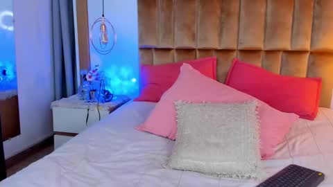 Anna  online show from 03-03-25, 02:59