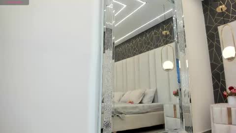 Giselle  online show from 03-09-26, 05:22