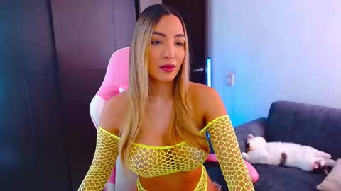 Grecia online show from 03-13-26, 01:18