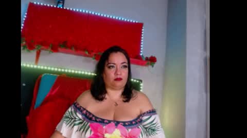 Snapshot of im_helenn_ chatting on 12-10-24, 06:17 Hellen online show from 12-10-24, 06:17